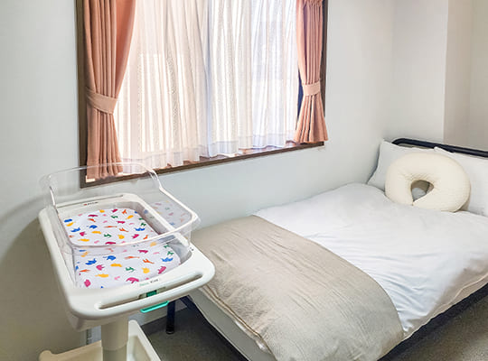 Standard Room ベッド